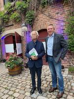 Klaus Schamberger mit Kreisheimatpfleger KD Gugel_ Preisverleihung Juli 2025